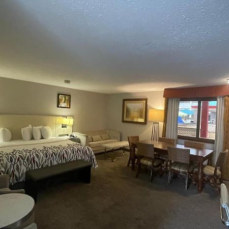 Hotel Garnet Waterfront à Indianapolis Extérieur photo